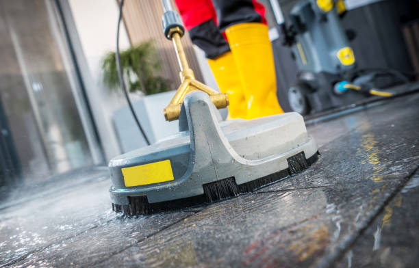 Best Fence Pressure Washing  in Hales Corners, WI